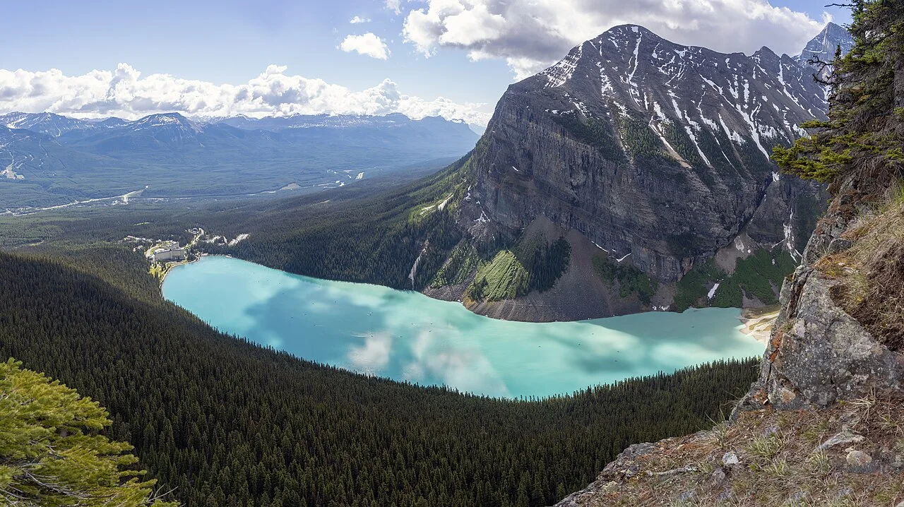 Turquoise Lake Louise beneath the Rocky Mountains